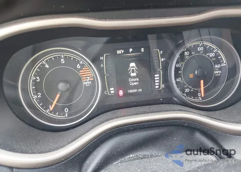 2016 Jeep Cherokee 75Th Anniversary from USA, damaged, VIN 1C4PJMCB4GW316718